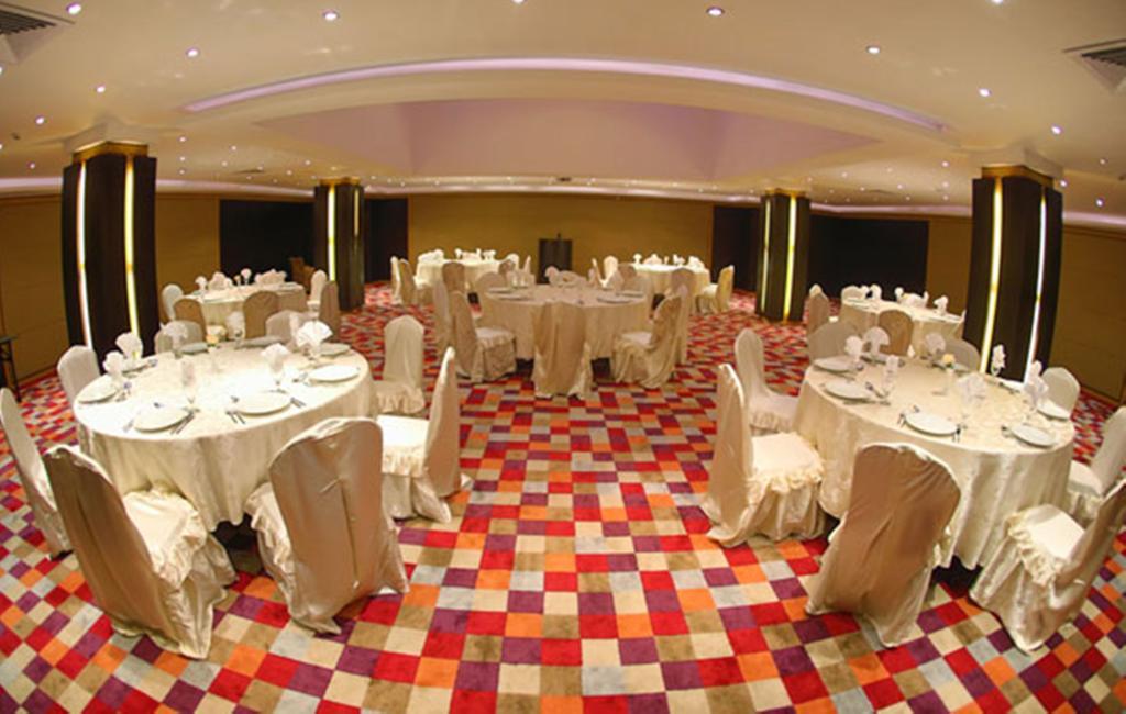 Crom Express Airport Hotel - Jeddah Jiddah Esterno foto